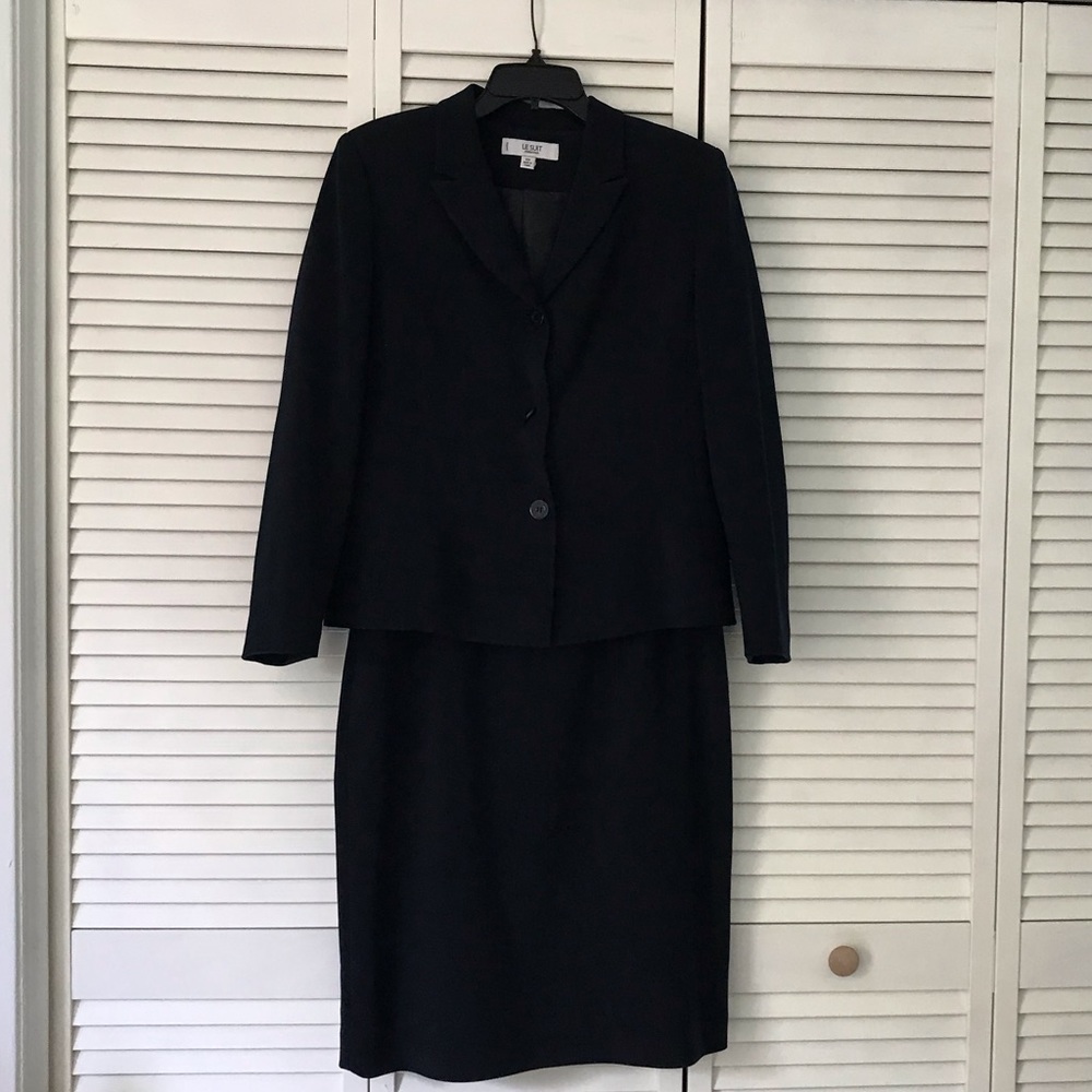 Le Suit Skirt Suit